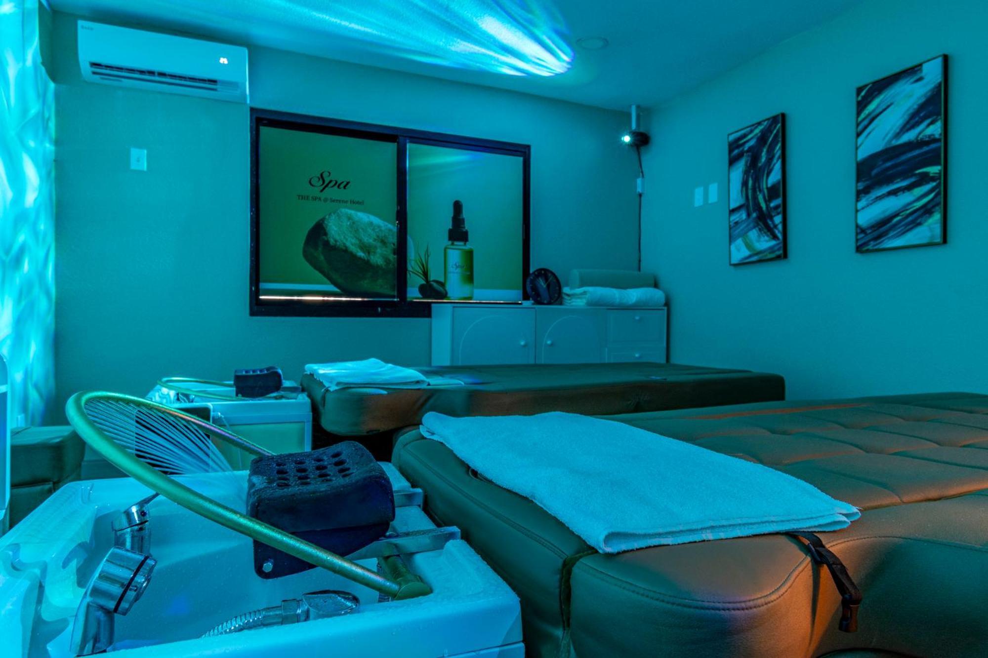Serene Vegas Boutique Hotel Las Vegas Extérieur photo